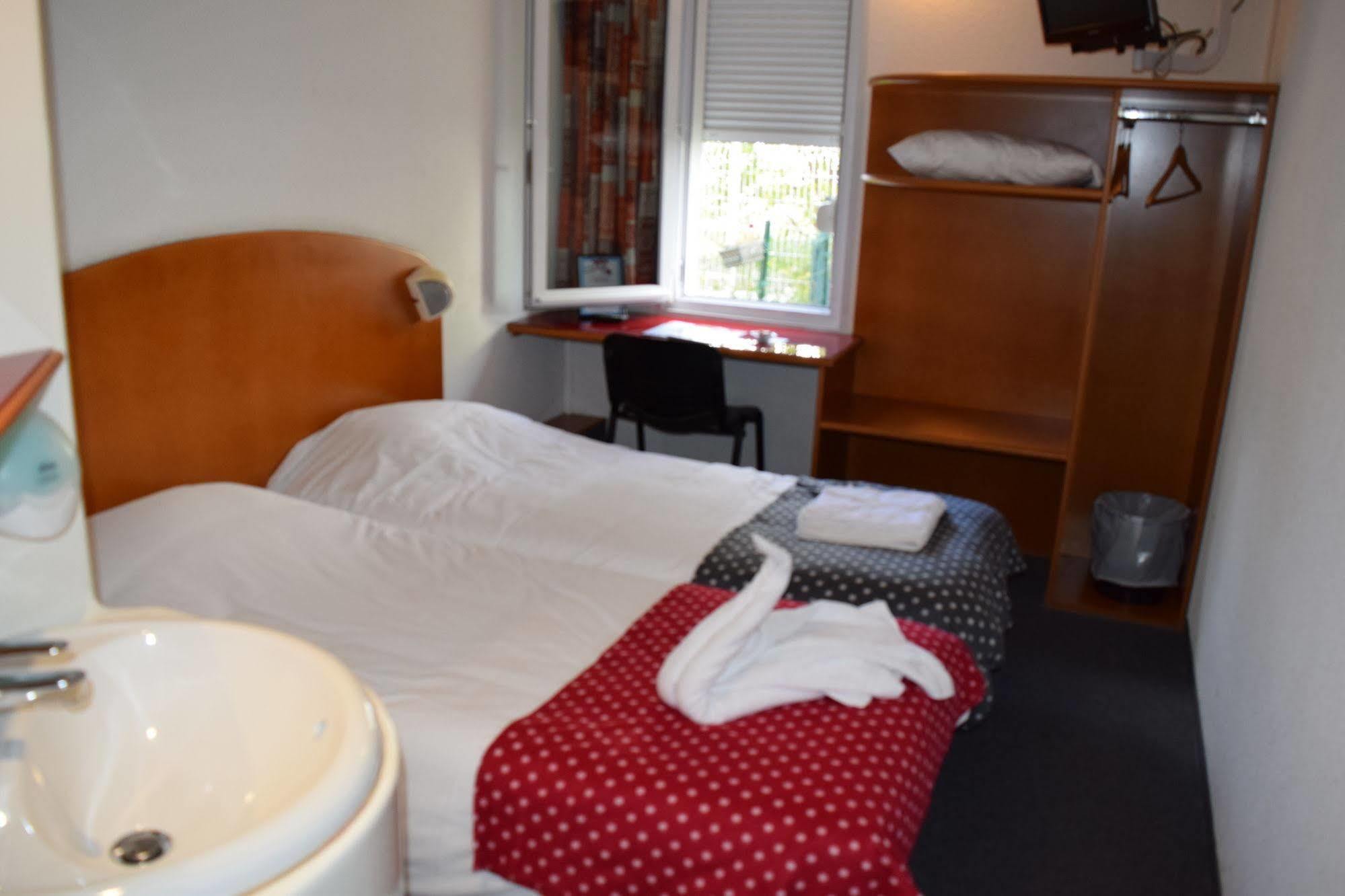 Quick Palace Saint Brieuc Tregueux Екстериор снимка